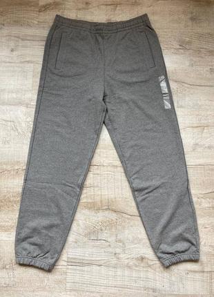 Штани джогери чіноси calvin klein standard logo joggers. оригінал4 фото