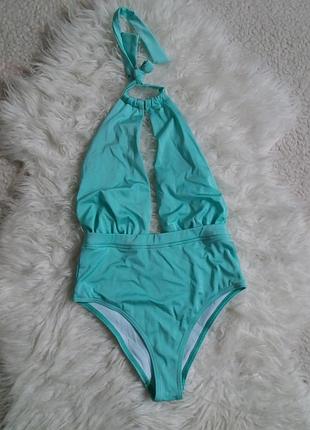 Суцільний купальник