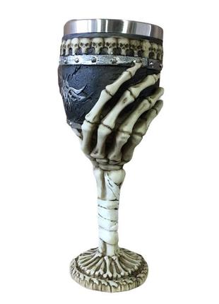 Келих для вина гуртка чашка череп рука з черепами гра престолів game of thrones кубок готика подарунок