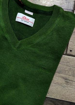 Мужской базовый элегантный хлопковый свитер s. oliver зелёного цвета с v-образным вырезом размер м4 фото