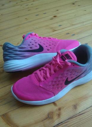 Кроссовки nike lunarstelos оригинал 36-37 размер