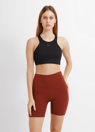 Топ женский nike yoga dri-fit swoosh dm0660-010