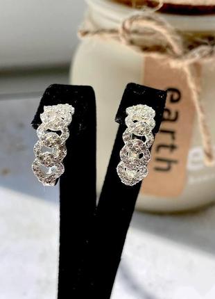 Серебряные серьги с фианитами