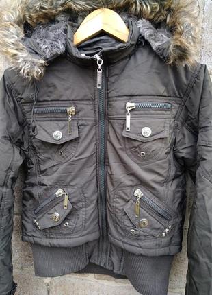 Стильная зимняя куртка на меху германия
