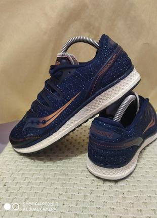 Кроссовки sauconu everun freedom iso