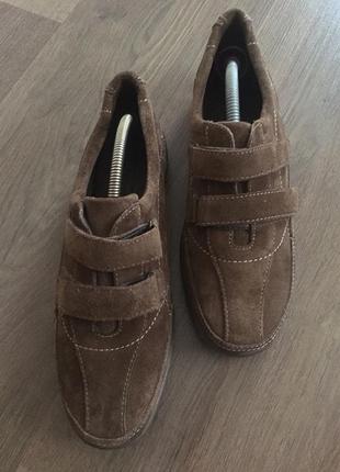 Замшеві черевики, кросівки clarks