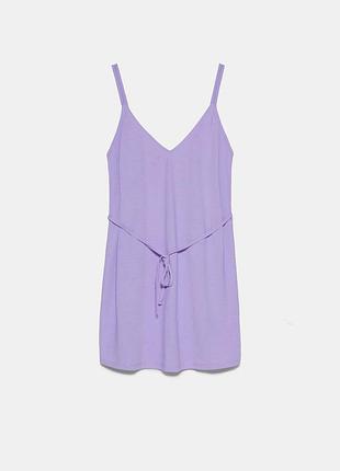 Платье на бретелях