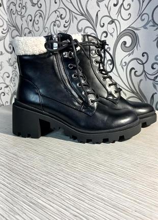 Нові демісезонні черевики