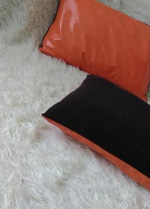 Набор 2-х латексных подушек для стильного интерьера6 фото
