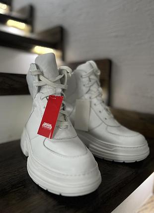 Ботинки/ботінки шкіряні 38 р