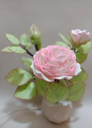 Троянда з ізолону3 фото