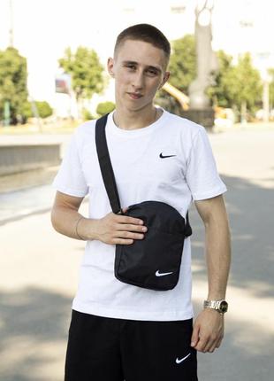 Барсетка чорна nike сумка найк через плече чоловіча6 фото