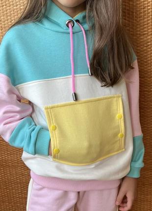 Костюм из трехнитки без начеса, 95% хлопок 5% эластан. для девочки рост 128-134. новый.