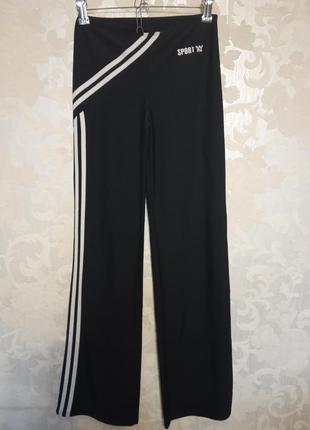 Жіночі спортивні брюки