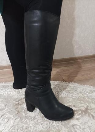 Кожаные сапожки на полную ножку