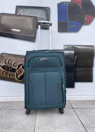 Чемодан fly cредний на 4-х колесах зеленый