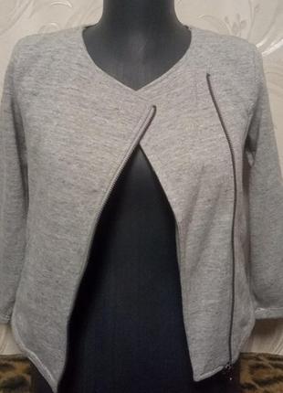 Кофта, піджак, косуха