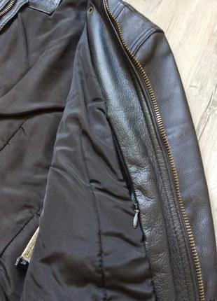 Байкерська куртка чорна косуха натуральна шкіра утиплена