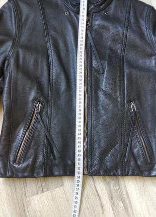 Байкерська куртка чорна косуха натуральна шкіра утиплена