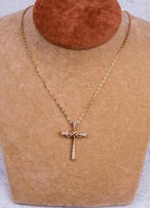 Цепочка с подвеской крестик, позолота