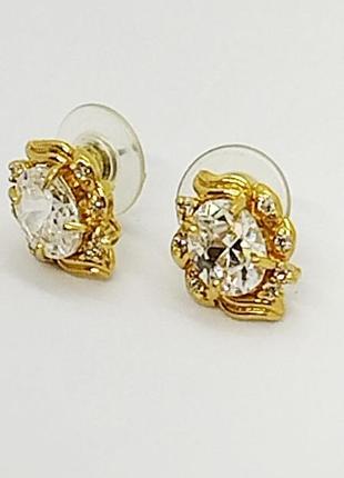 Пусеты нарядные, с камнем