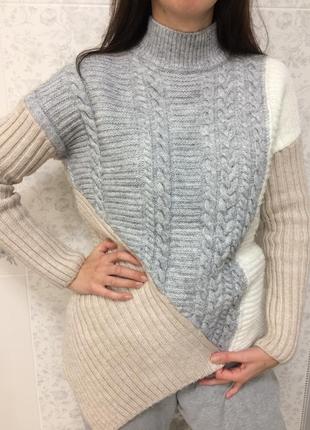 Товстий светр із коміром-стійкою