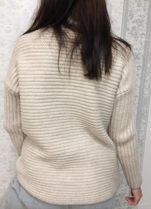 Товстий светр із коміром-стійкою2 фото