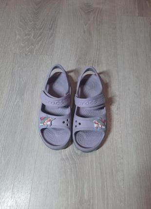 Crocs c 12