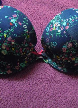 Ніжний бюстгалтер в квітковий принт від forever 21. push up