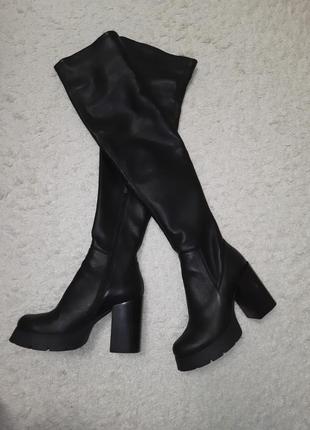 Кожаные чулки ботфорды luciano carvari. тренд 2023 года. высокие!