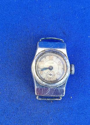 Старые советские наручные часы звезда ссср в рабочем состоянии