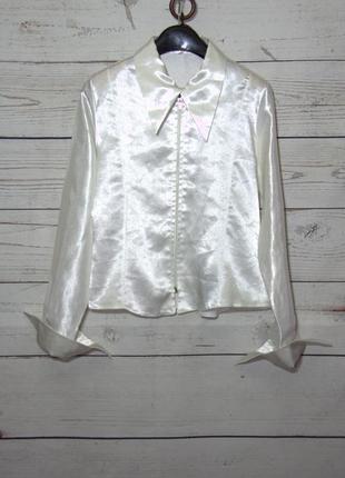 Нарядная белая блуза из атласа на молнии