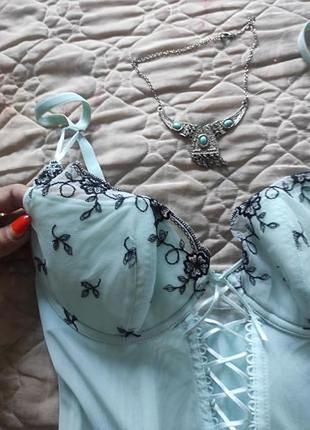 Красивий сексуальний найніжніший корсет зі шлейками для панчіх