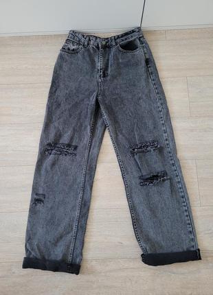 Стильные широкие джинсы1 фото