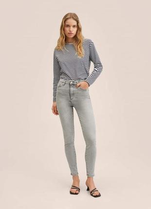 Серые джинсы mango high-rise skinny jeans / джинсы скинни с завышенной талией2 фото