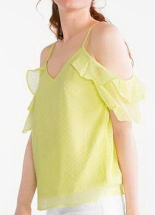 Романтичная шифоновая блузка с открытыми плечами и воланами цвет неоновый желтый5 фото