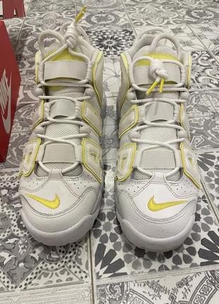 Кросівки nike air more uptempo summit white opti yellow3 фото