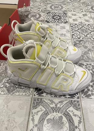 Кросівки nike air more uptempo summit white opti yellow7 фото