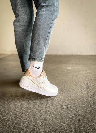 Nike air force 07 lx whitebio beige5 фото