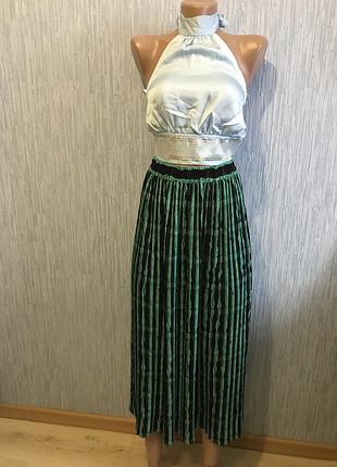Шикарна спідниця