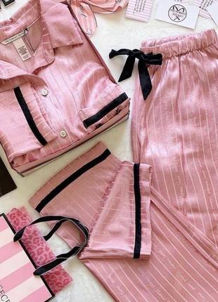Трендові люксові піжами