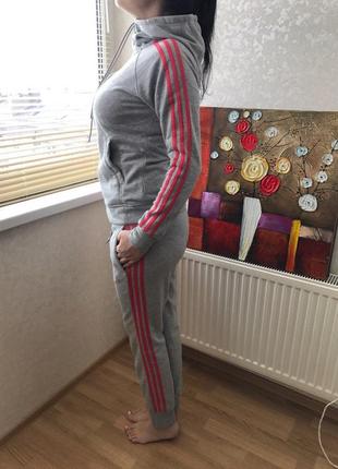 Катоновий спортивний костюм adidas еssentials 3-stripes pants . s