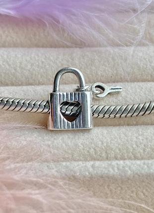 Шарм бусина кулон серебряный «замок и ключ - сердце»