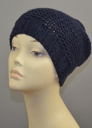 Тёмно-синяя, вязаная шапка