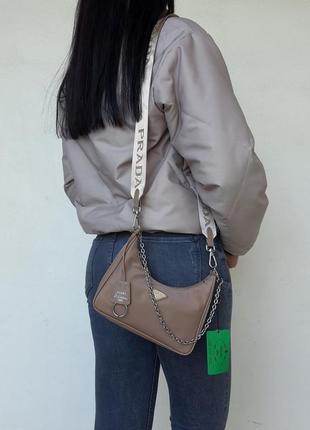 Брендовая сумка багет кроссбоди re-edition