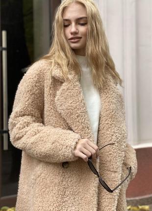 Шуба натуральный меринос  в наявності