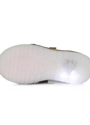 2 кольори комфортні шкіряні кросівки тм ddstep з led світлом3 фото