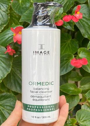 Image skincare очищуючий гель ormedic balancing facial cleanser pro size 355 ml