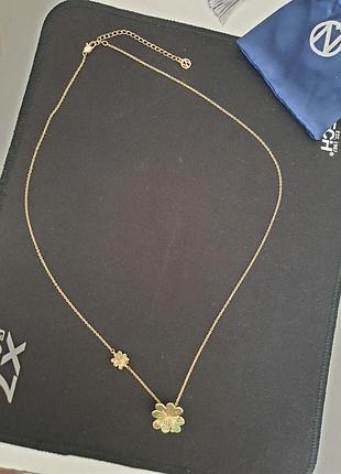 Ювелірна прикраса лимонно-золотого кольору5 фото