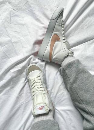 Женские кроссовки nike blazer mid vintage 77 white pink / smb8 фото